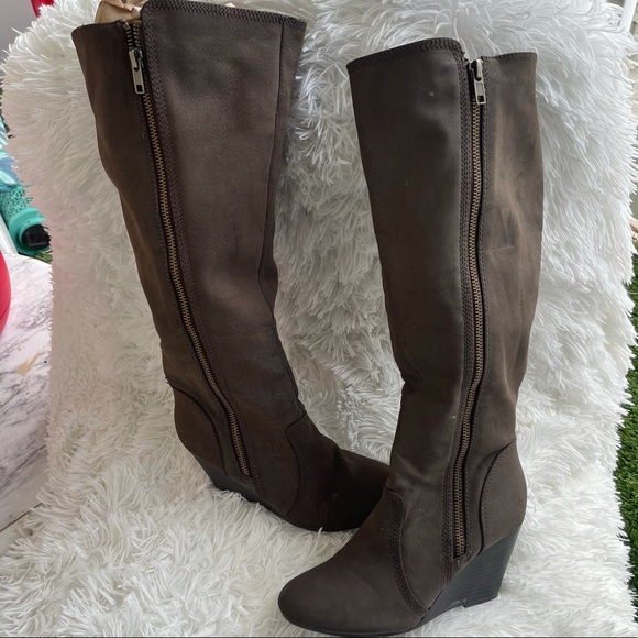 Fergalisious (5.5) - Picture 4 of 8